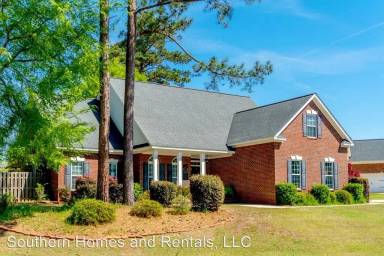 Main picture of 1051 Conn Dr