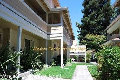 Main picture of 2665 Oak Rd