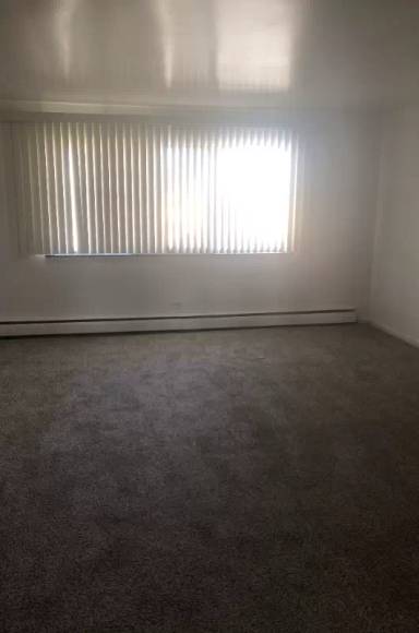Main picture of 12418 S Harding Ave