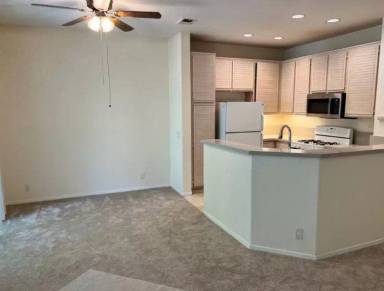 Main picture of 425 Navaro Way