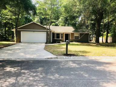 Main picture of 7215 SW 18th Pl