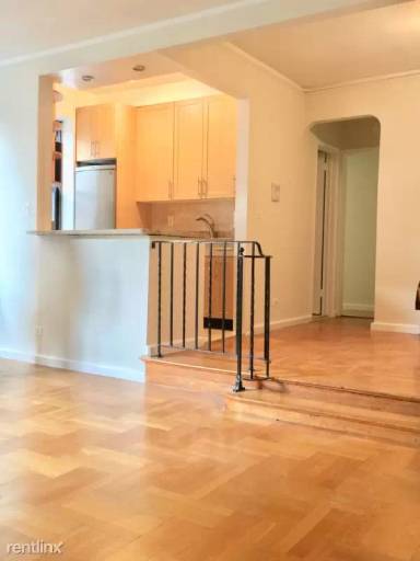 Main picture of 10 Downing Apartments