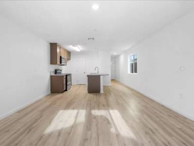 Main picture of 1415 Oregon St