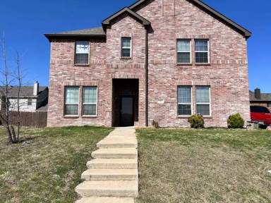 Main picture of 103 Anthony Ln