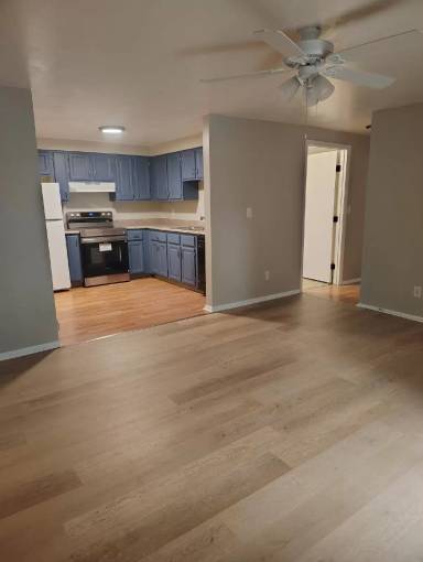 Main picture of 601 Park Ave