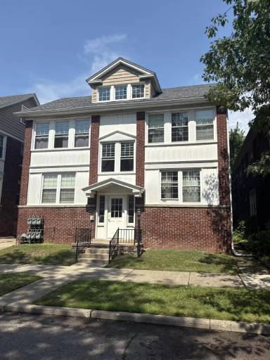 Main picture of 1008 Beaconsfield Ave