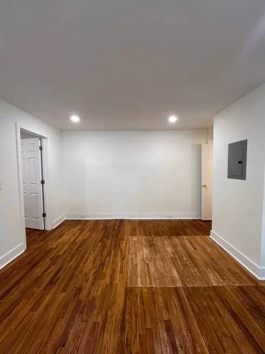 Main picture of 2148 Green St