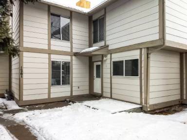Main picture of 1261 N 400 E