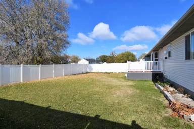 Main picture of 3418 Stonegate Dr