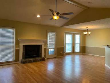 Main picture of 6475 Cove Creek Ct