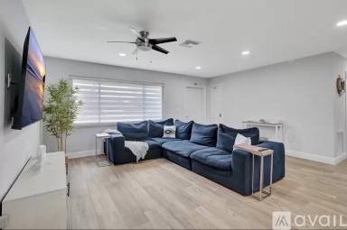Main picture of 27553 Tierra del Sol Ln
