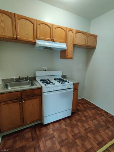 Main picture of 122 Old Bergen Rd