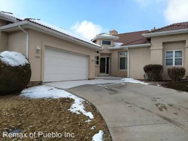 Main picture of 4408 Turnberry Cres