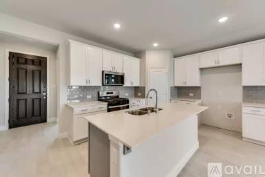 Main picture of 714 Rain Barrel Pl