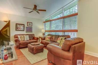 Main picture of 2268 Connally Ct