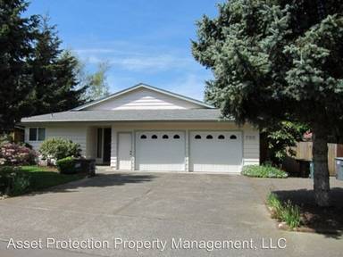Main picture of 735 SE 31st Ct