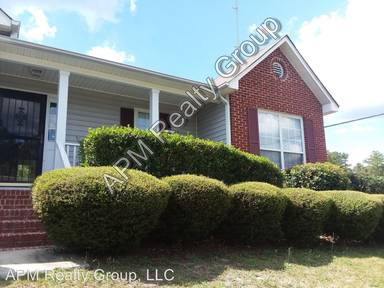 Main picture of 100 Cottonwood Way