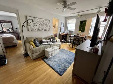 Main picture of 13 Thacher Street - 3
