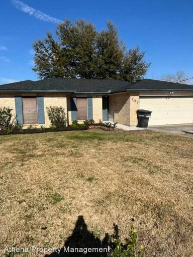 Main picture of 707 S 33rd St