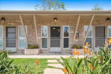 Main picture of 1637 Irvine Ave
