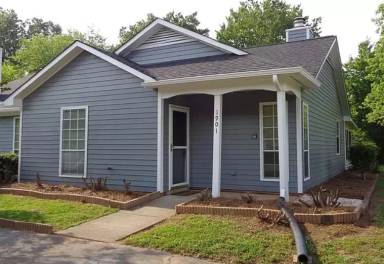 Main picture of 1901 Saffron Pl