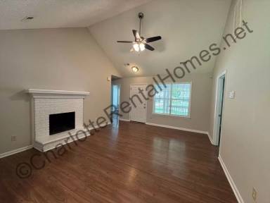 Main picture of 6214 Richfield Ln