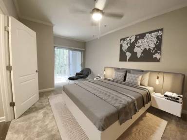 Main picture of 2899 Pharr Court South NW
