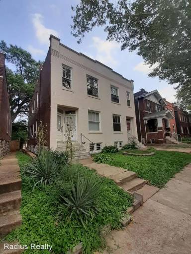 Main picture of 3654 Virginia Ave