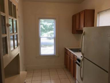 Main picture of 221 S Martin Ave