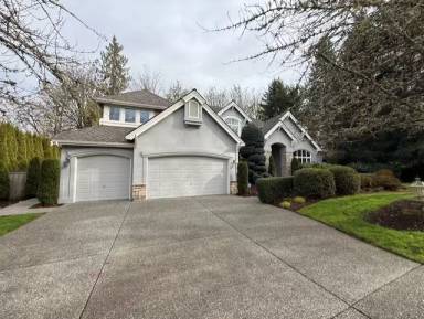 Main picture of 15902 Manion Way NE