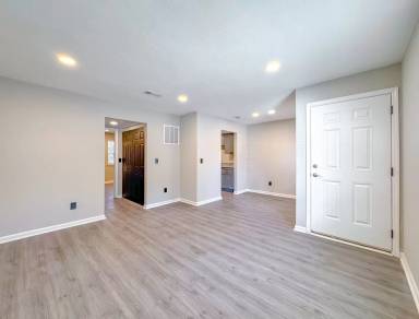Main picture of 319 Dixie Dr