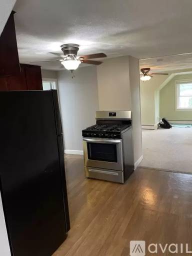 Main picture of 156 Yeoman Ave