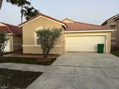 Main picture of 4761 SW 153rd Ter