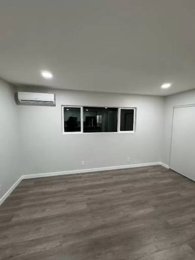 Main picture of 5808 Tujunga Ave