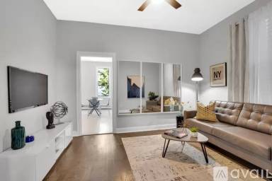 Main picture of 403 Liberty Ave