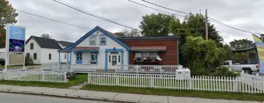 Main picture of 176 Main St