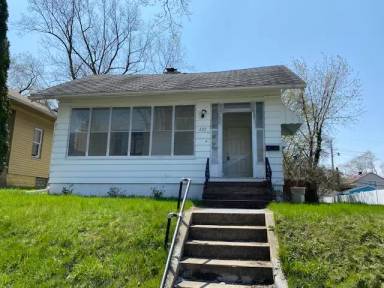 Main picture of 232 E Irvington Ave