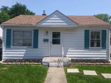 Main picture of 1914 Symes St