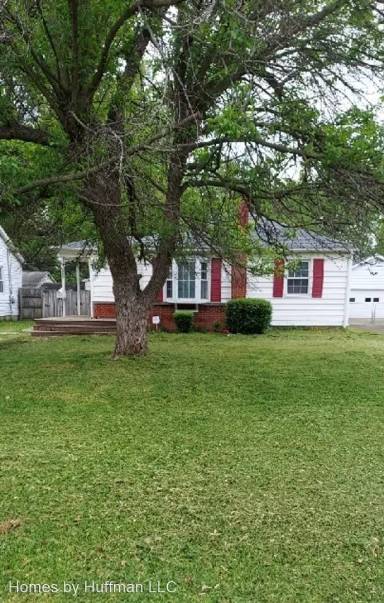 Main picture of 3004 Monroe Ave