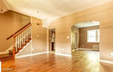 Main picture of 106 N Monastery Ave