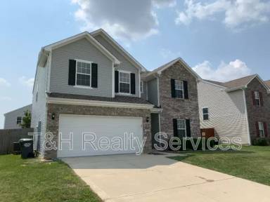 Main picture of 661 Grassy Bend Dr