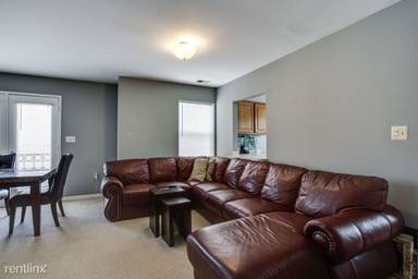 Main picture of 716 Parkside Pl NE