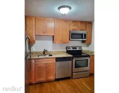 Main picture of 55 Elmwood Park