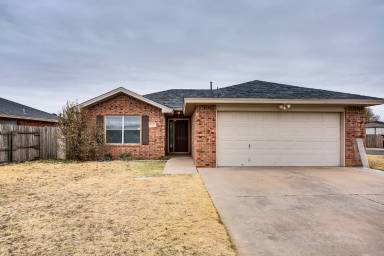 Main picture of 2513 108th Dr