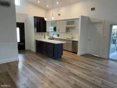 Main picture of 14600 SW 124th Pl