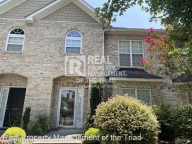 Main picture of 2409 Autumn Mist Dr