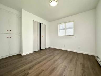 Main picture of 118 W Prairie St