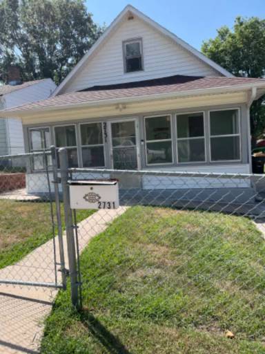 Main picture of 2731 Madison St
