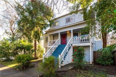 Main picture of 1130 Chestnut St