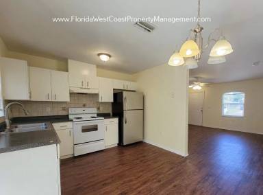 Main picture of 1707 24th St E